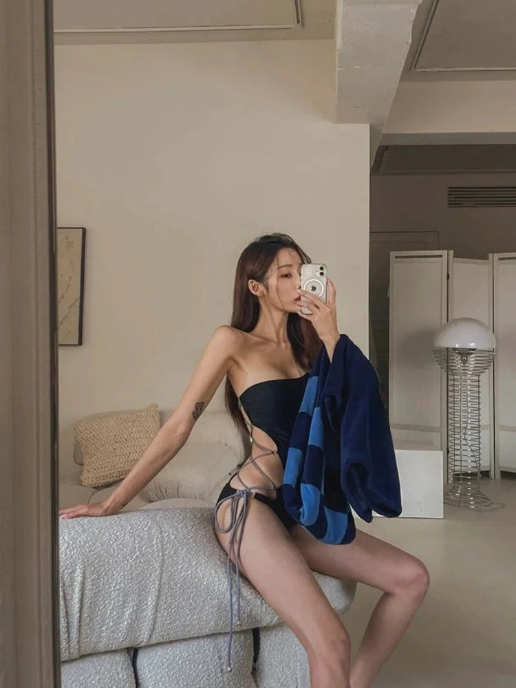 2026 New Women's Black Tie Strap One Piece Swimsuit Elegant Sexy Pure Desire Bathing Suit for Hot Spring Beach