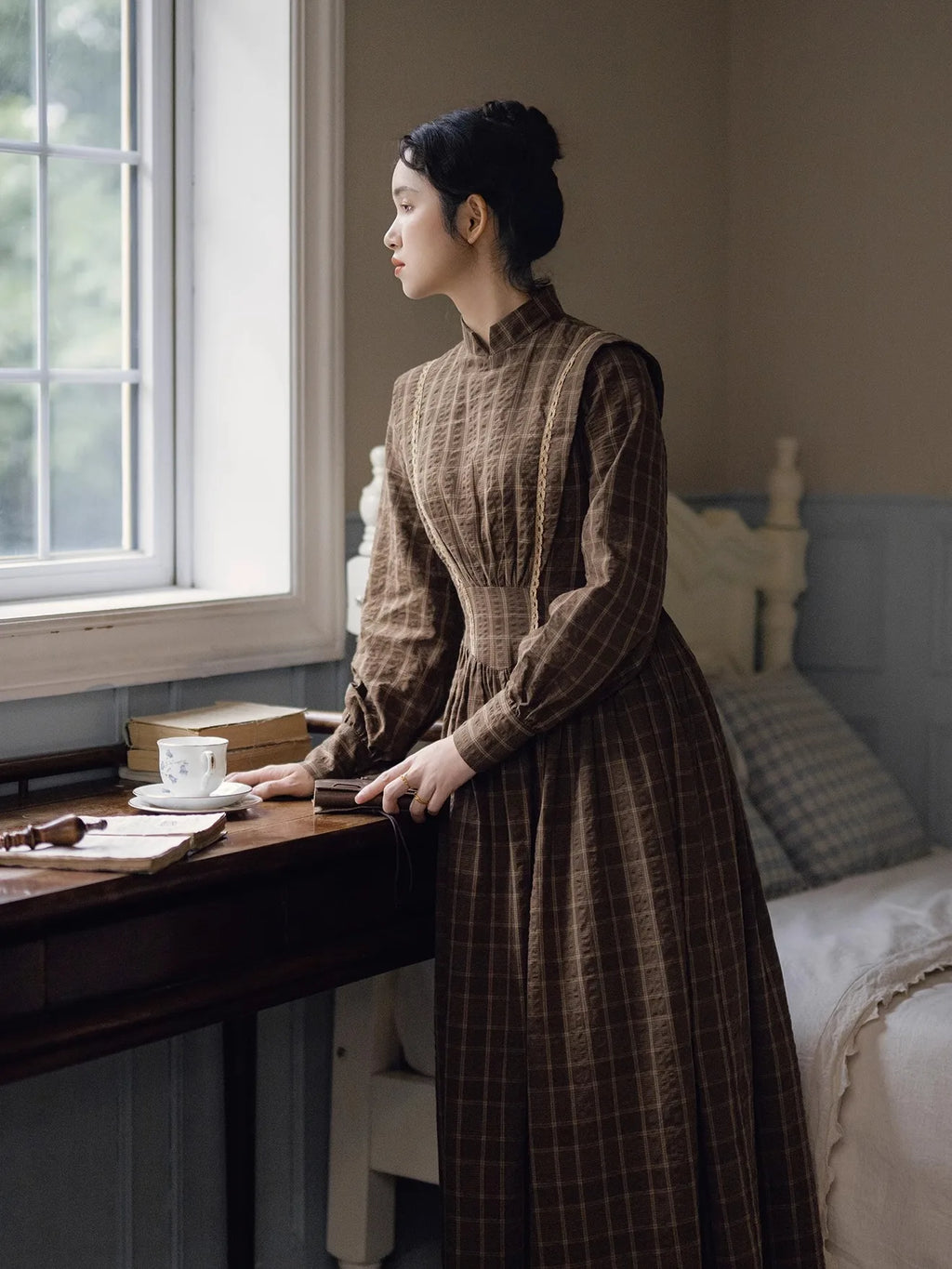 TIYIHAILEY 100% Cotton Plaid Spring Autumn Women Dress Full Lantern Sleeve Long Maxi Ladies S-XL Vintage High Waist Stand Collar