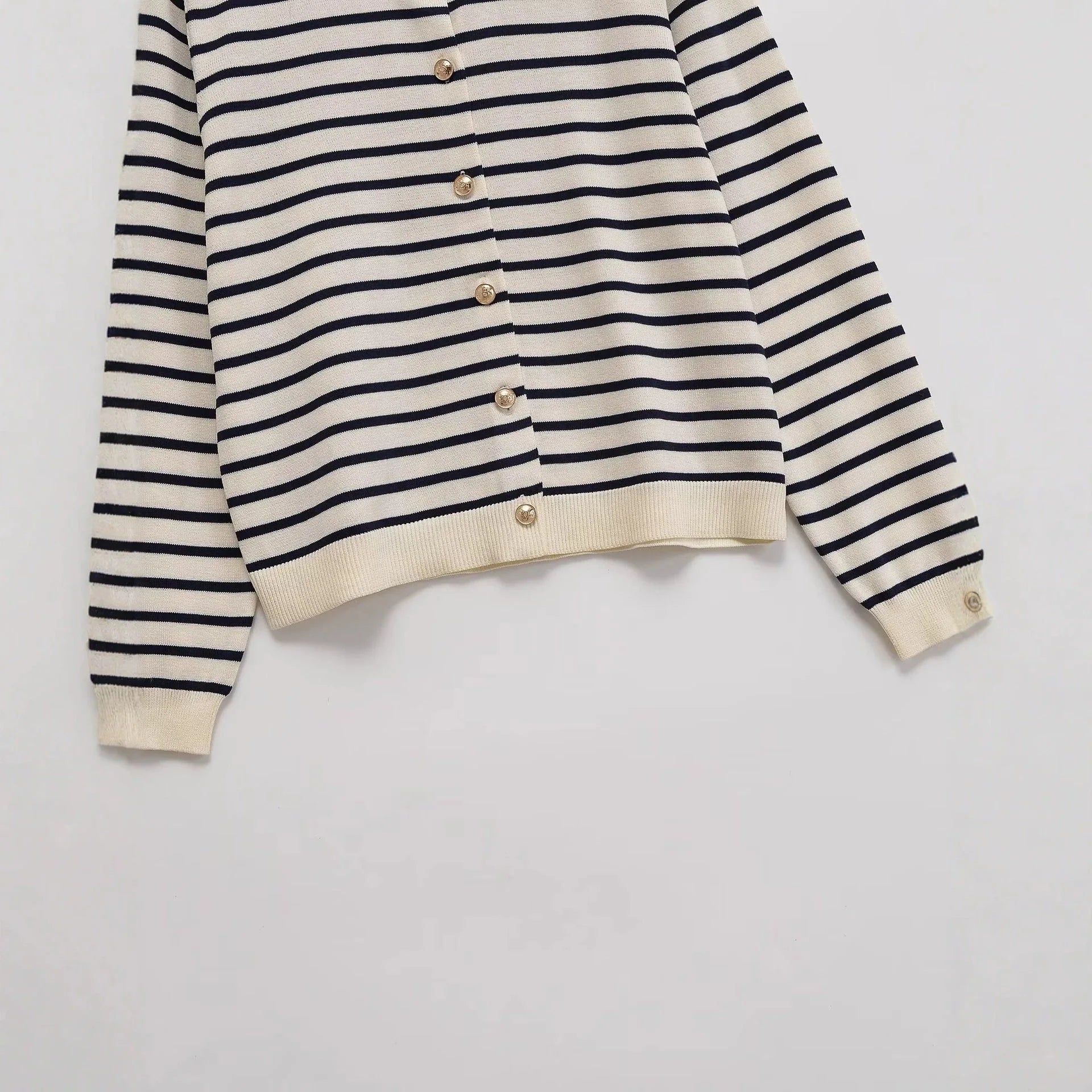Withered 2026 Fashion New Product Striped Knitted Cardigan Versatile Round Neck Buckle Long Sleeve Coat